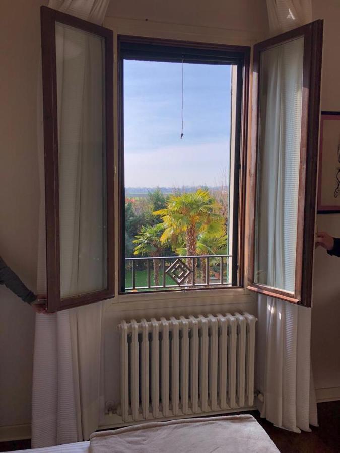 B&B Villa Delle Palme Carpi Exterior photo